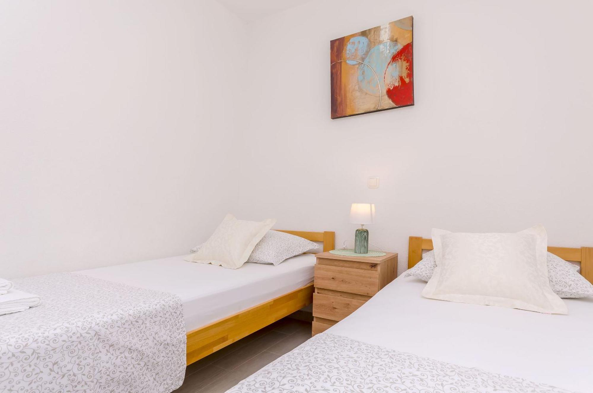 Apartments Toni Vinišće Zewnętrze zdjęcie
