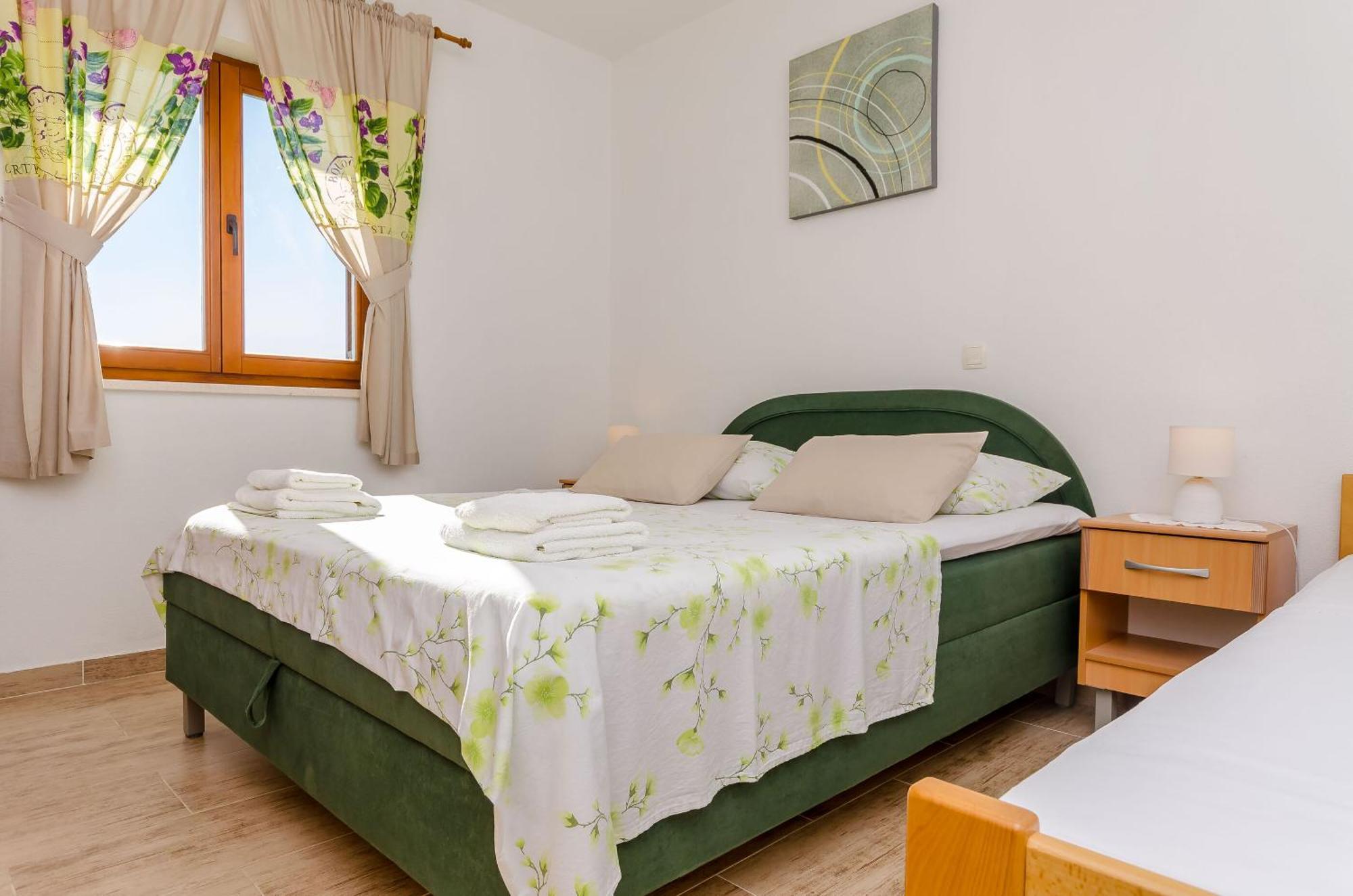 Apartments Toni Vinišće Zewnętrze zdjęcie