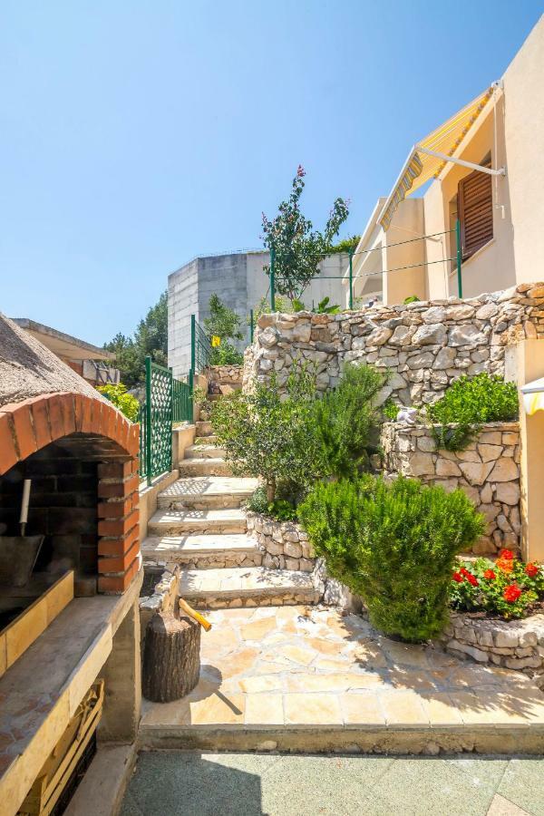 Apartments Toni Vinišće Zewnętrze zdjęcie