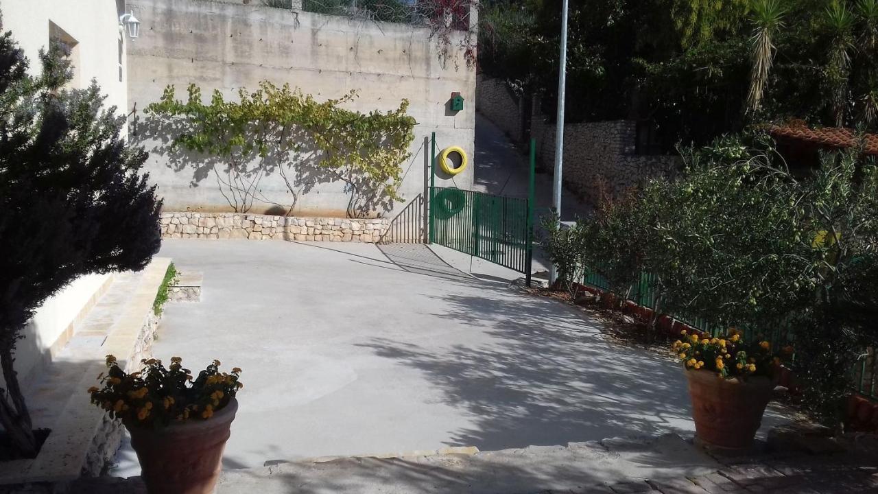 Apartments Toni Vinišće Zewnętrze zdjęcie